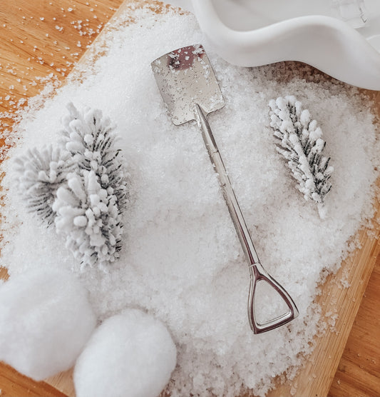 Instant snow with mini spoon