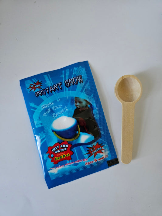 Instant snow with mini spoon